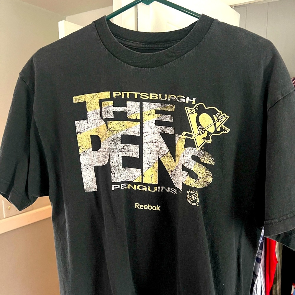 XL Reebok Pittsburgh Penguins Shirt